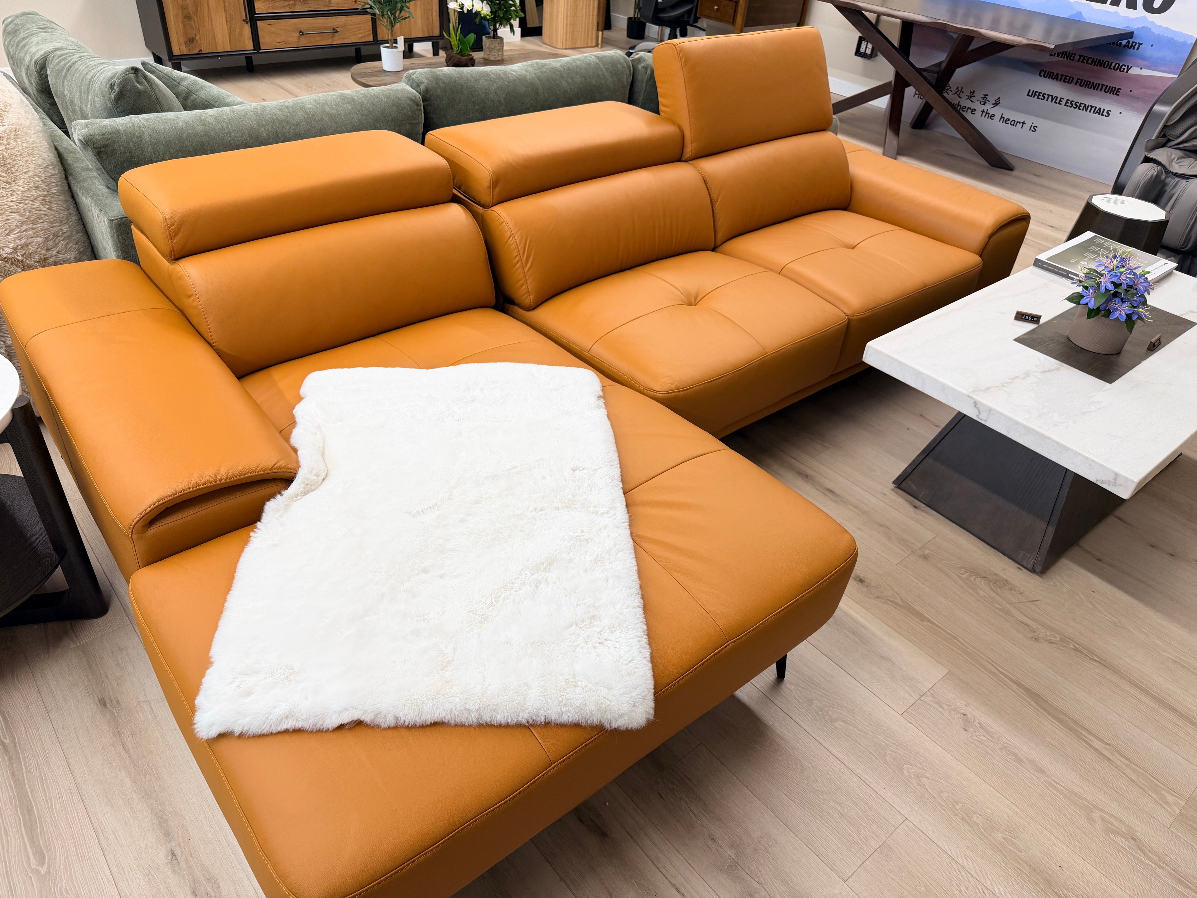 Vadso-Sectional, Left Chaise-FOA