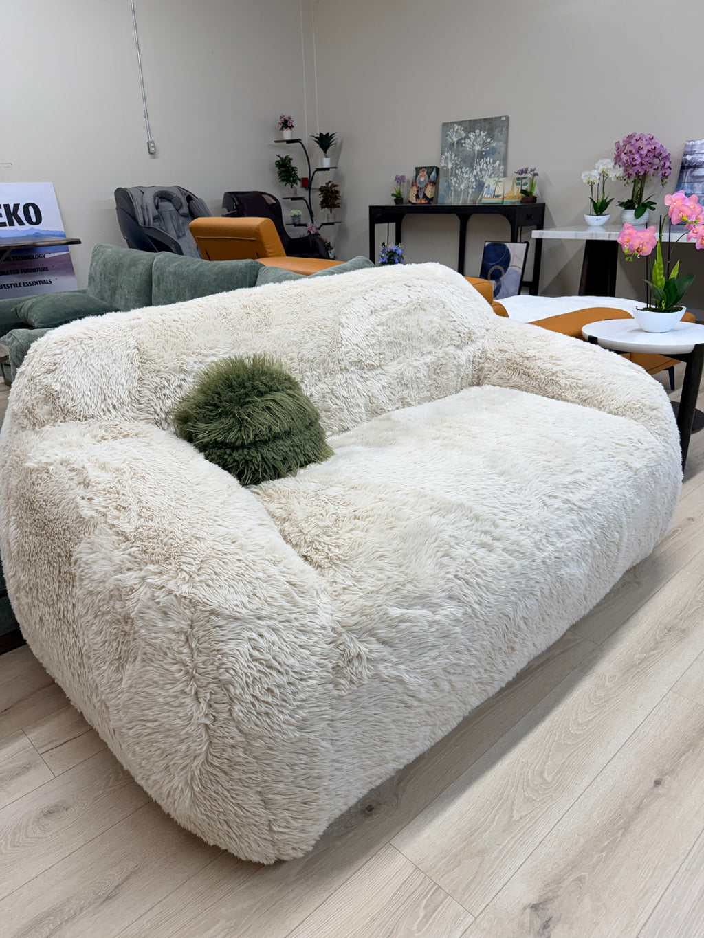 Darwen FM64006BG-LV Loveseat-FOA